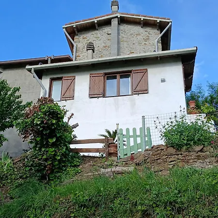 Cozy Retreat In Berzi