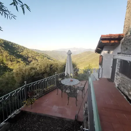 Cozy Retreat In * Berzi
